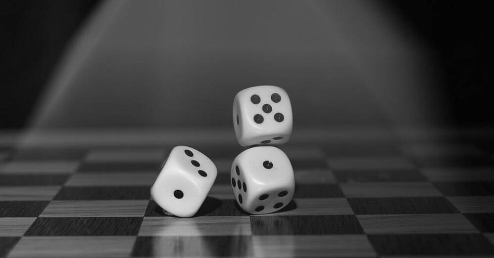 How Stratified Random Sampling Works: An In-depth Analysis?